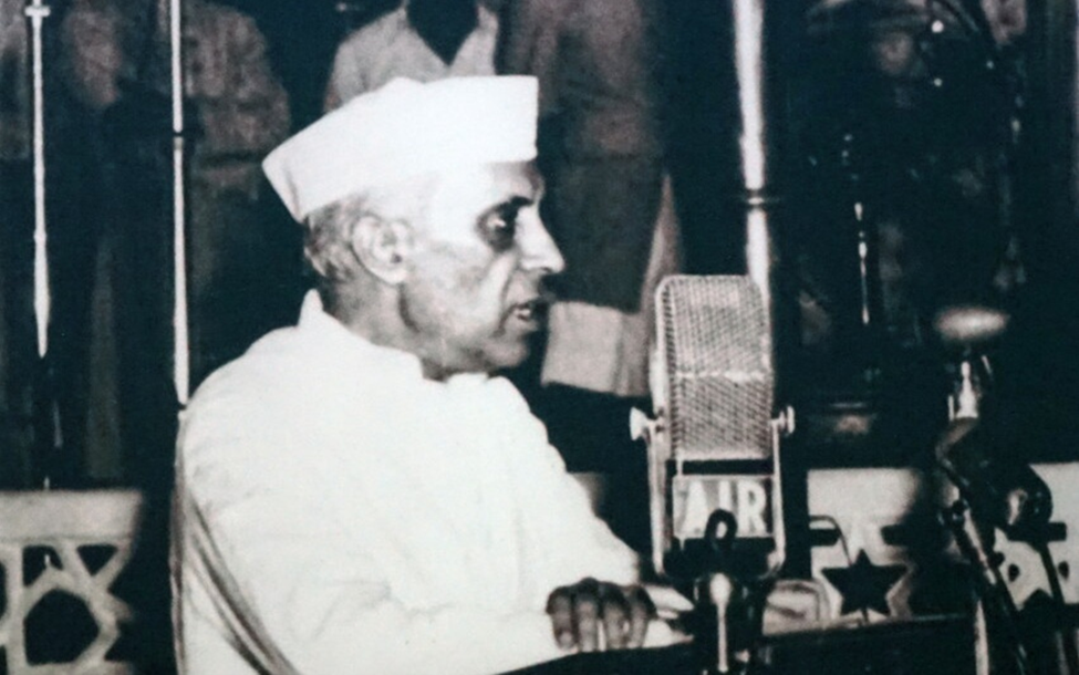 Prime Minister of India Jawaharlal Nehru addresses parliament after Indian independence and partition in 1947. © World History Archive